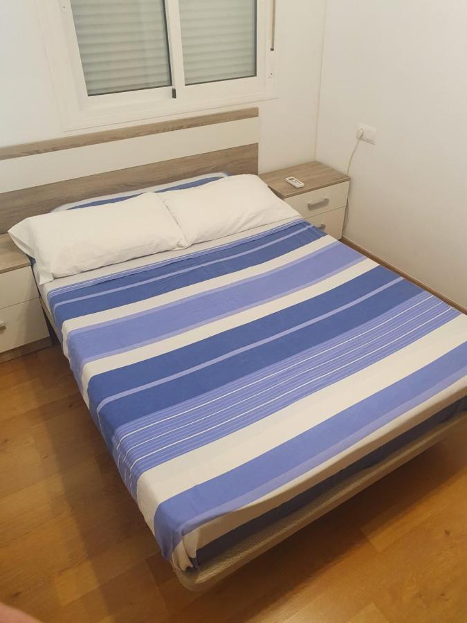 1F, Aire Acondic, 80M2, 2 Dormitorios, 4 Huespedes, Wifi Gratis La Línea de la Concepción エクステリア 写真